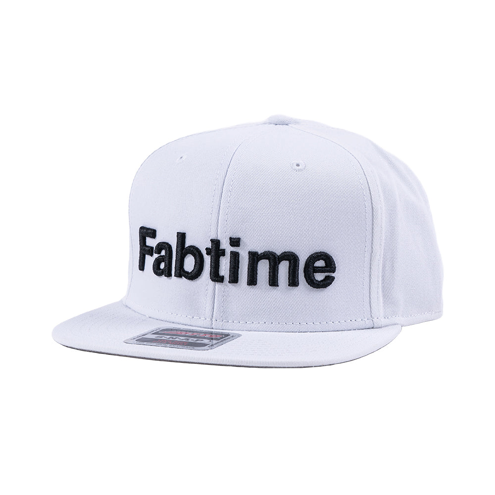 FLAT VISOR CAP WHITE