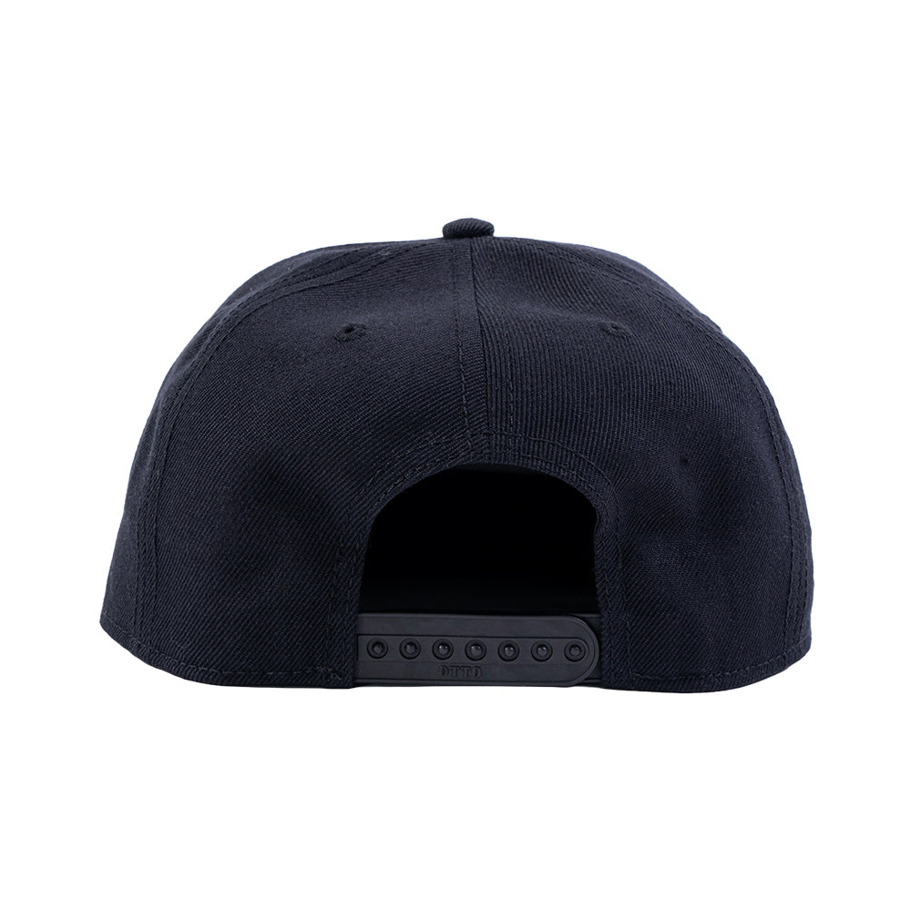 FLAT VISOR CAP BLACK