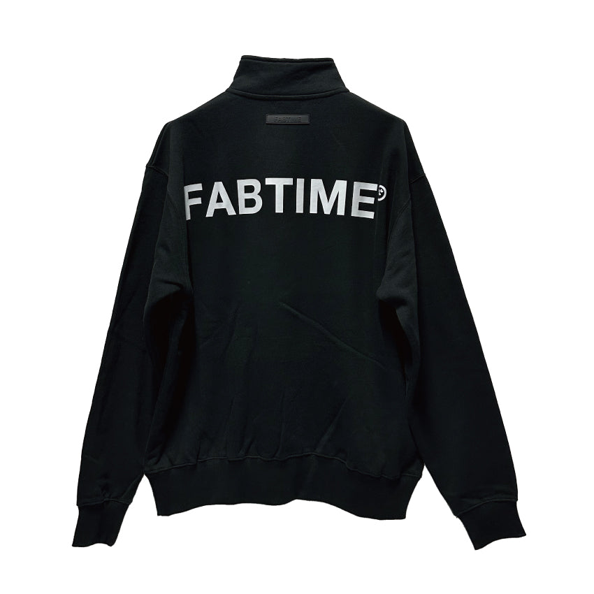 HALF ZIP SWEATSHIRT