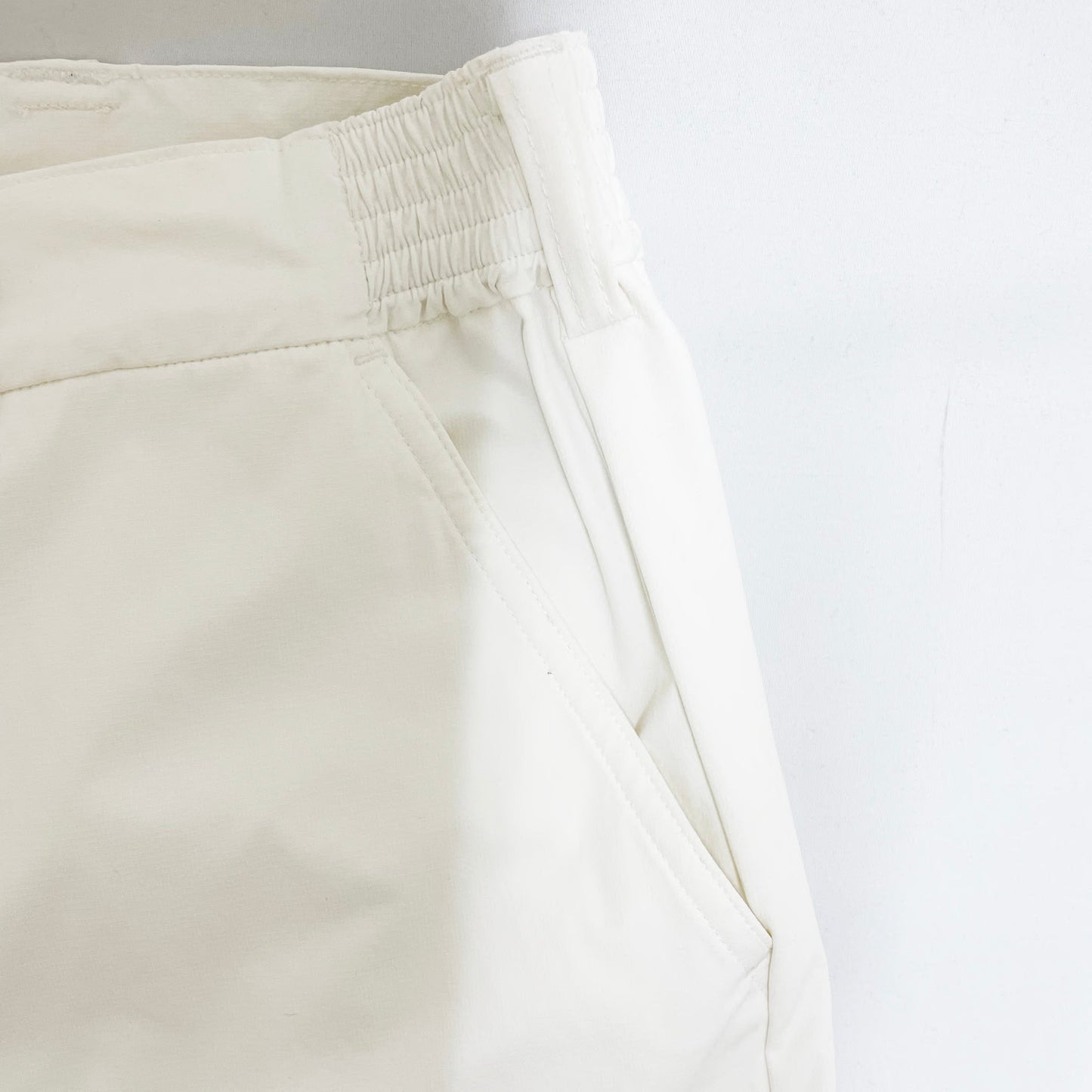 EASY HALF PANTS WHITE