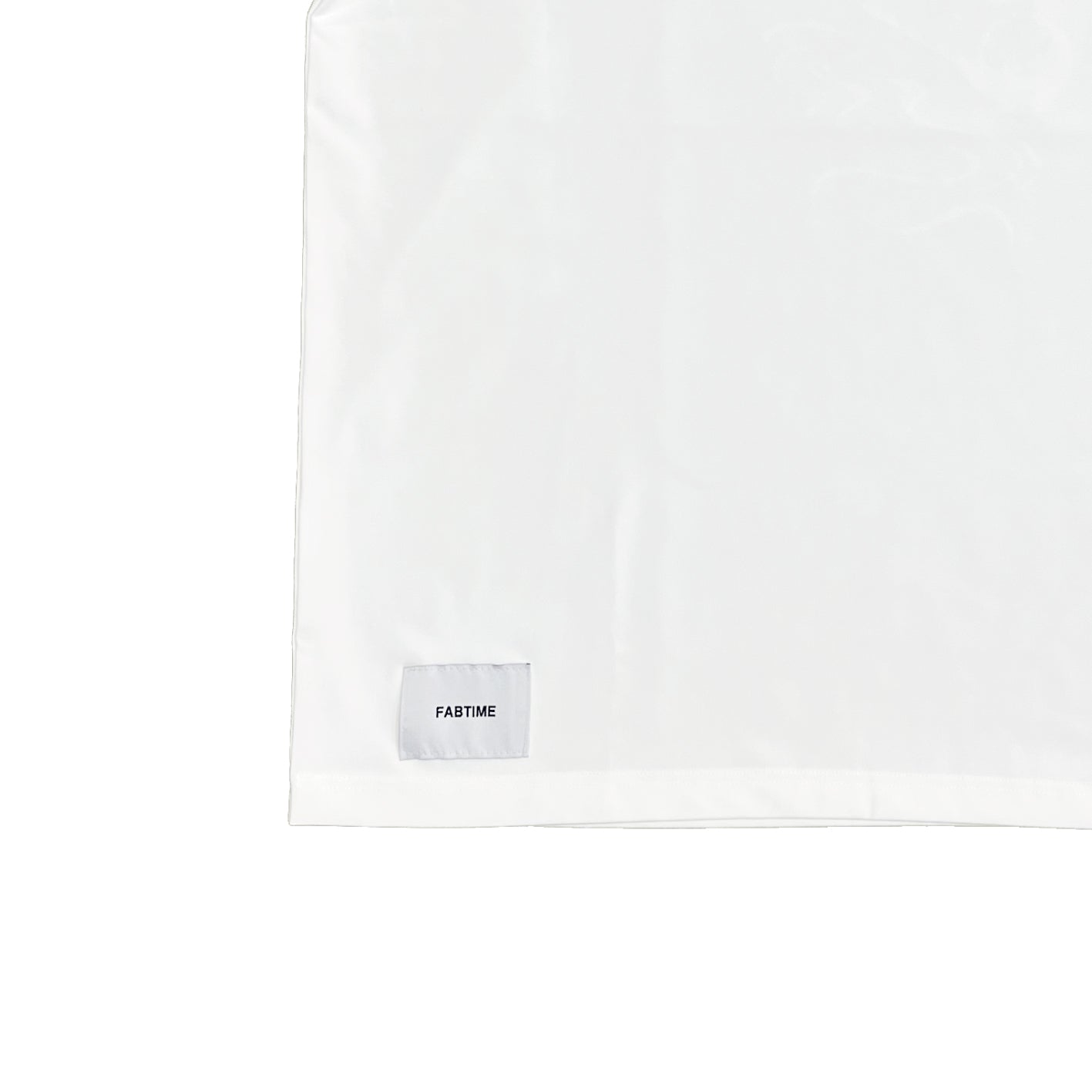 ROUND TATTOO MOCK NECK WHITE