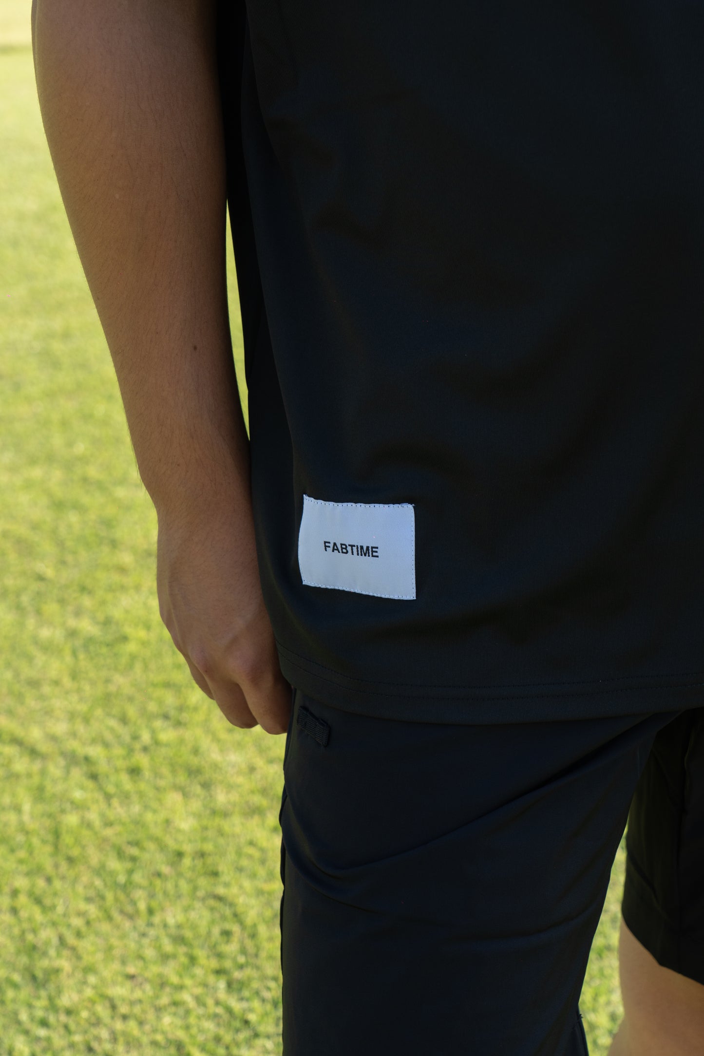 QR MOCK NECK