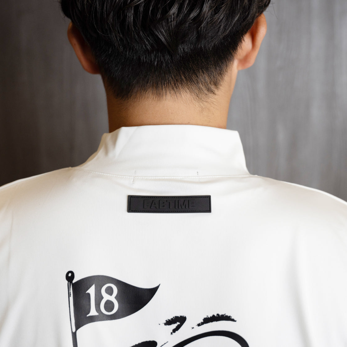 ROUND TATTOO MOCK NECK WHITE